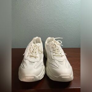 Women’s White Sneakers